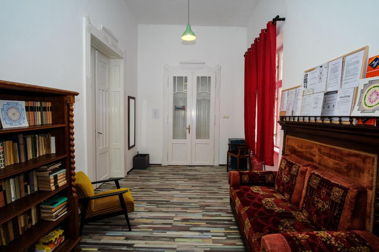 Szorcsik Haz 1913 Apartment Senta Luaran gambar